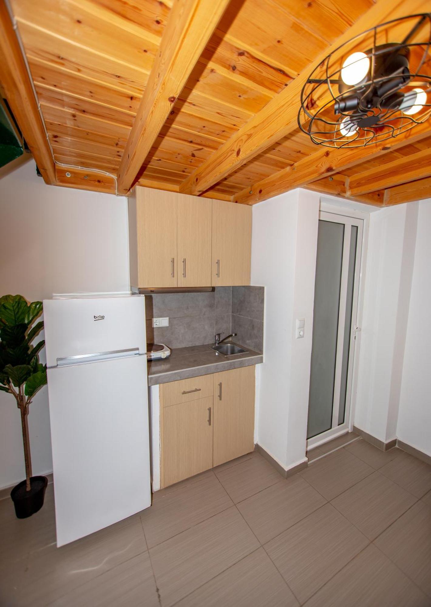 Sophia Seaview Suites & Restaurant Βρασνά Εξωτερικό φωτογραφία