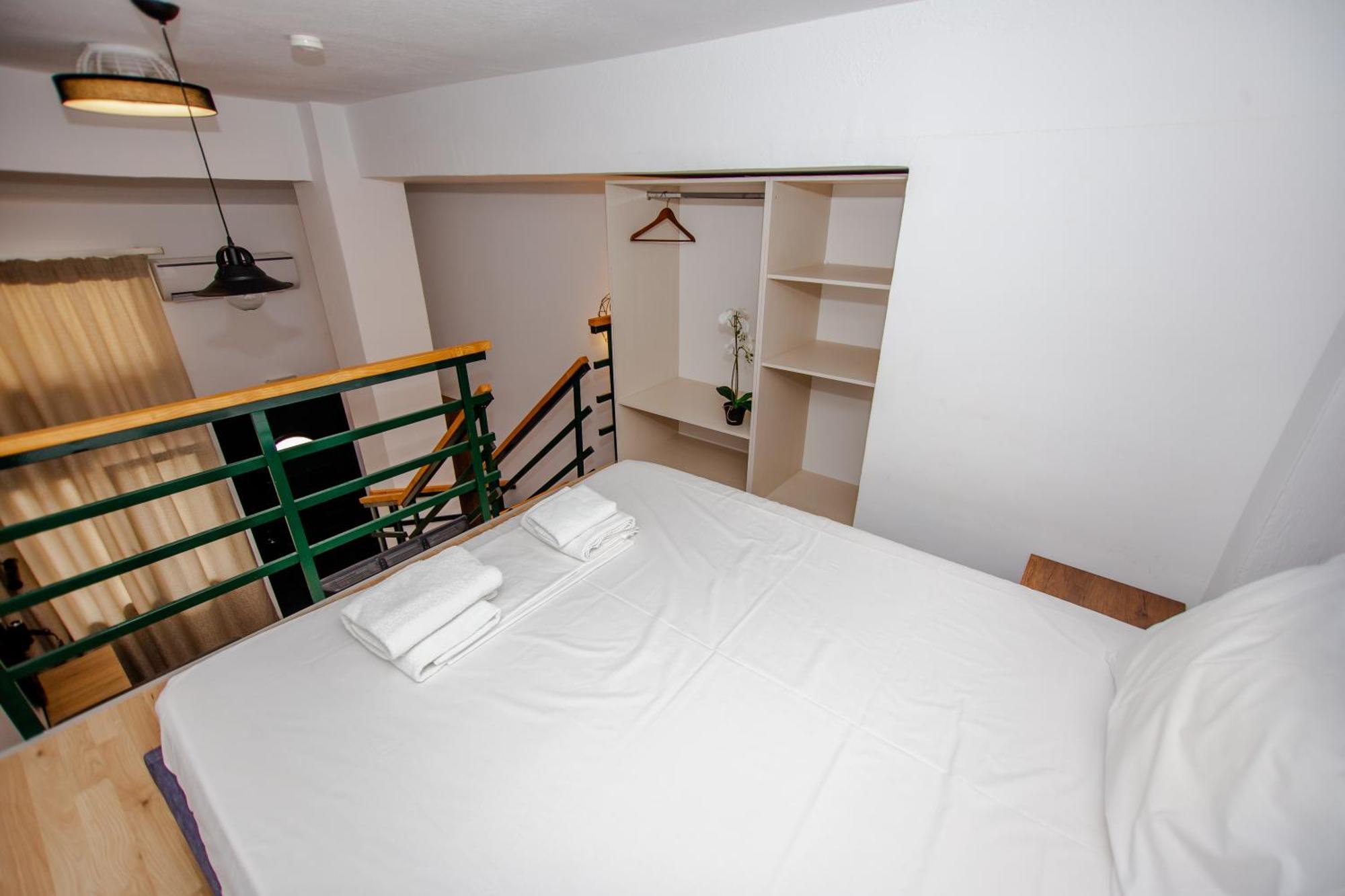 Sophia Seaview Suites & Restaurant Βρασνά Εξωτερικό φωτογραφία