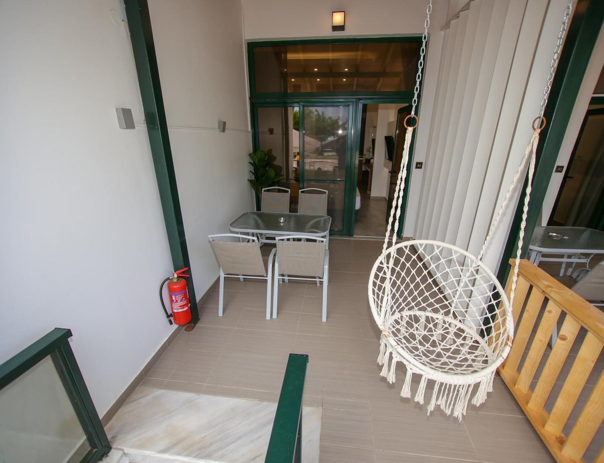 Sophia Seaview Suites & Restaurant Βρασνά Εξωτερικό φωτογραφία